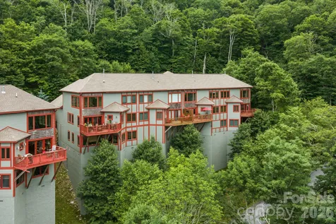 747 Whitetail Trail Banner Elk NC 28604