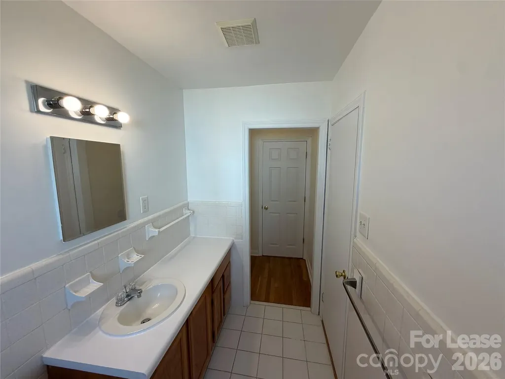 7201 Gilead Road Huntersville NC 28078