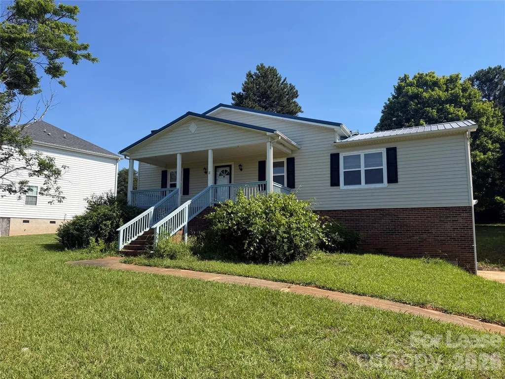 7201 Gilead Road Huntersville NC 28078