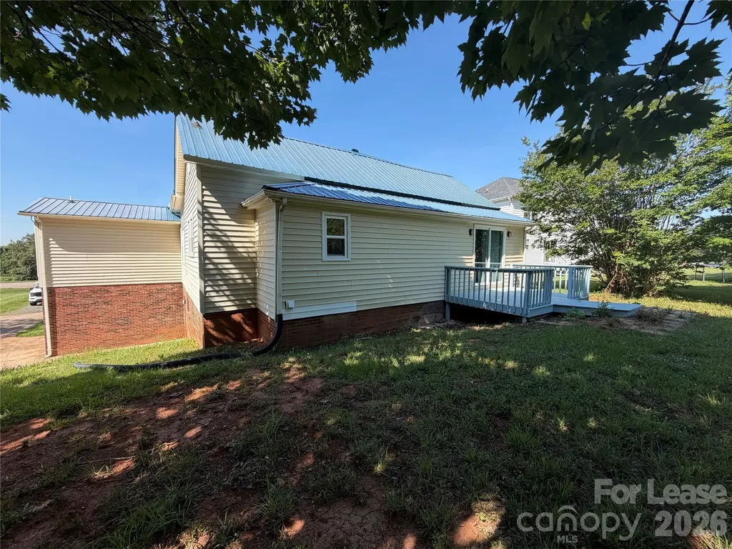 7201 Gilead Road Huntersville NC 28078