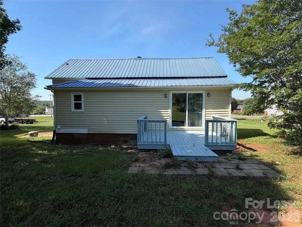 7201 Gilead Road Huntersville NC 28078