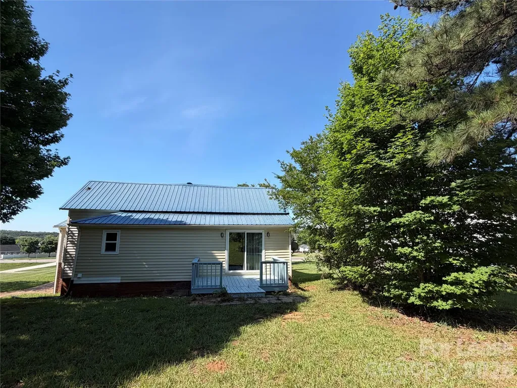 7201 Gilead Road Huntersville NC 28078