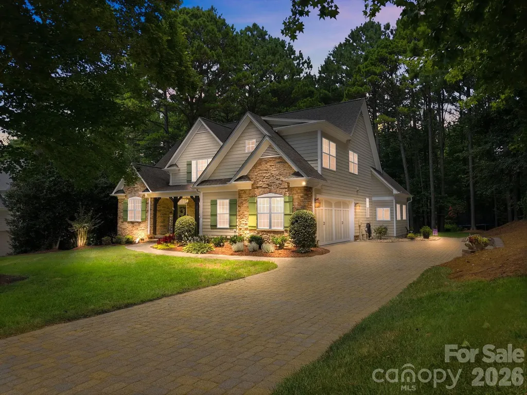240 Silvercliff Drive Mount Holly NC 28120