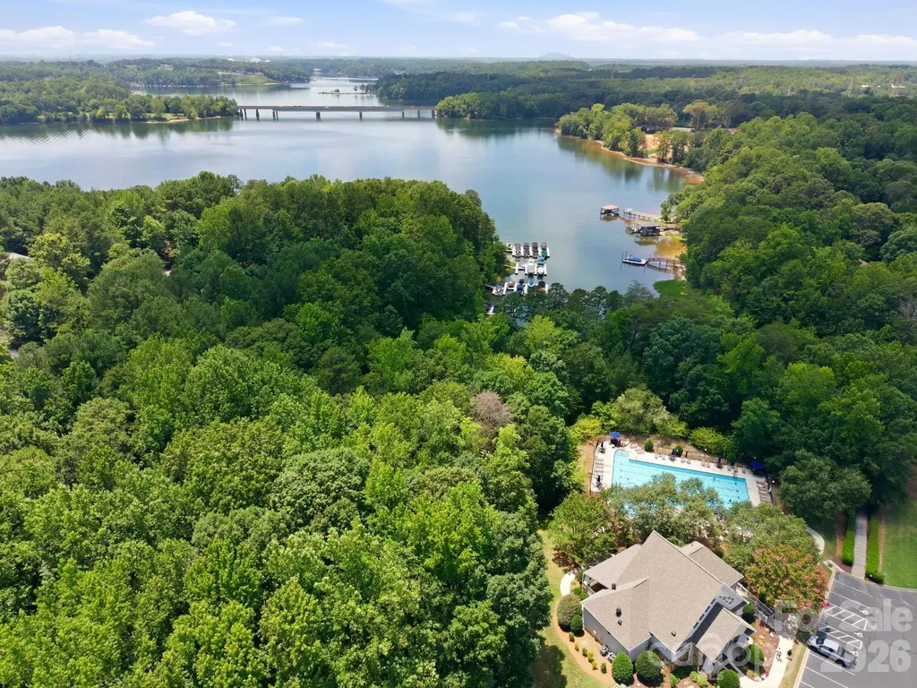 240 Silvercliff Drive Mount Holly NC 28120