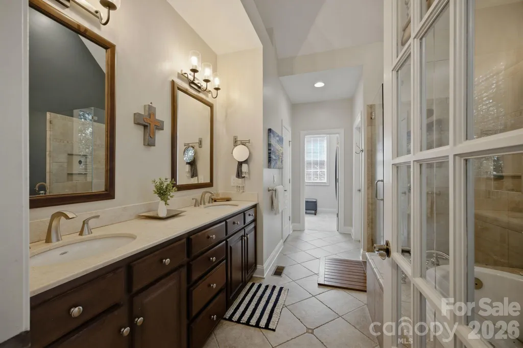 240 Silvercliff Drive Mount Holly NC 28120