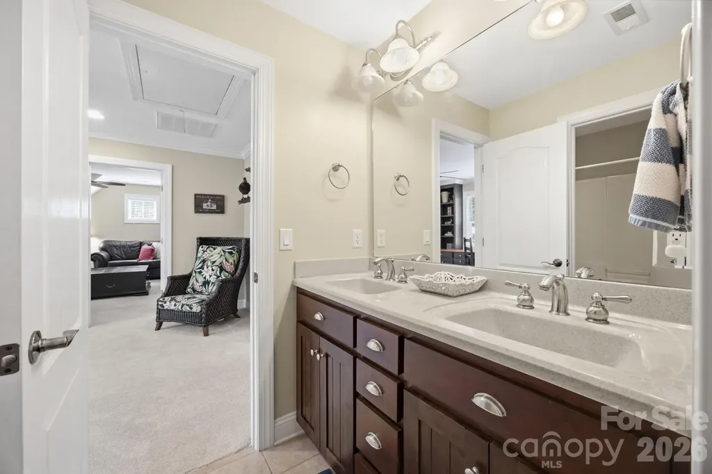 240 Silvercliff Drive Mount Holly NC 28120