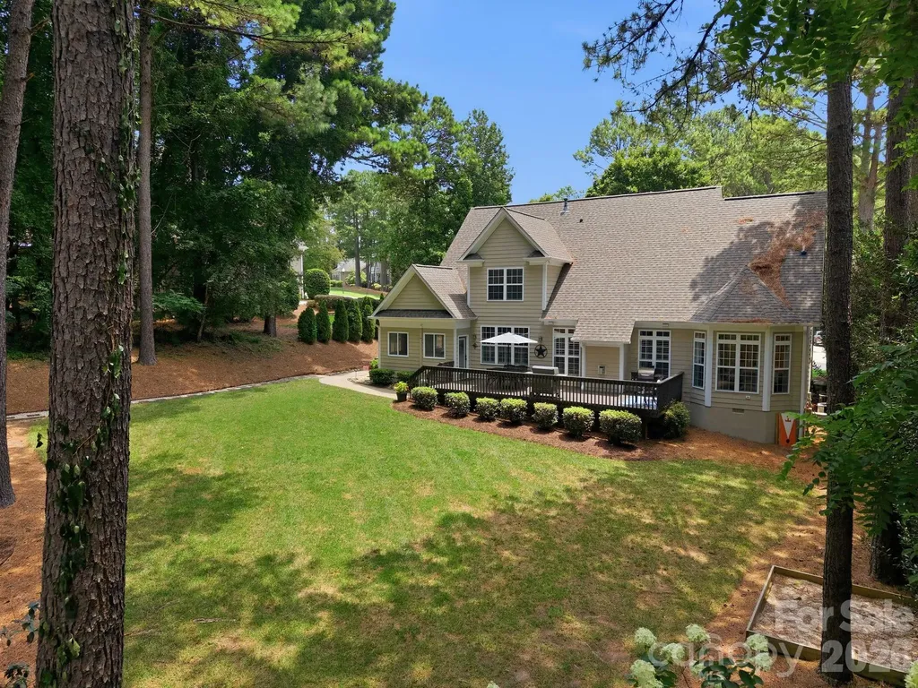 240 Silvercliff Drive Mount Holly NC 28120