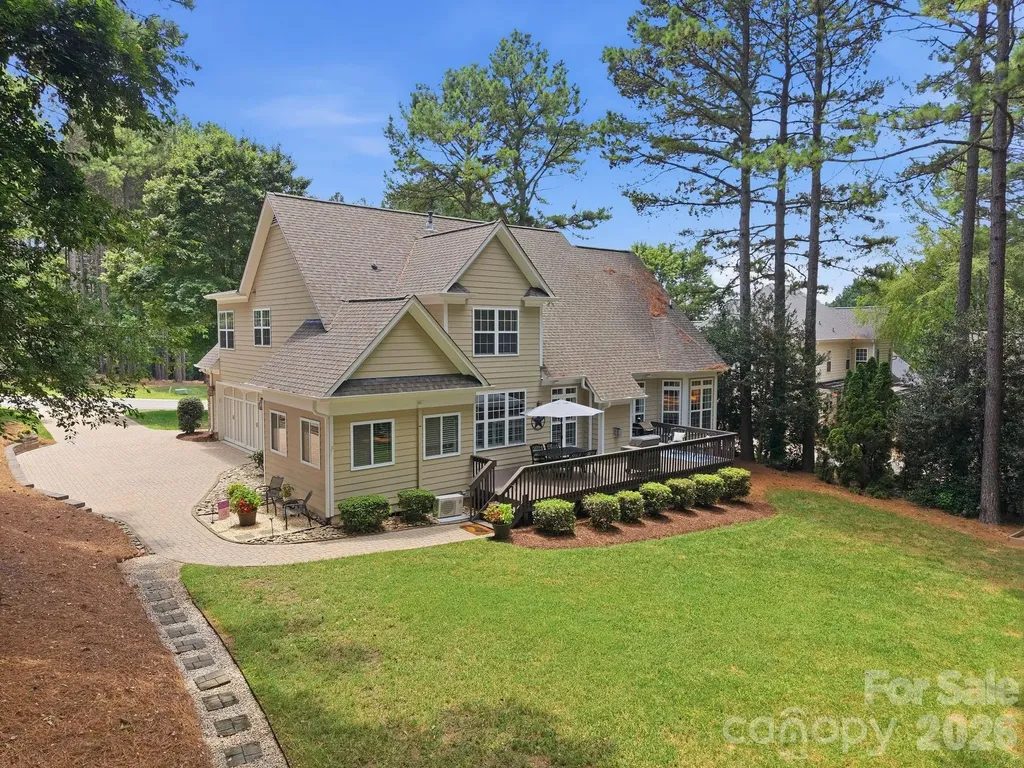 240 Silvercliff Drive Mount Holly NC 28120