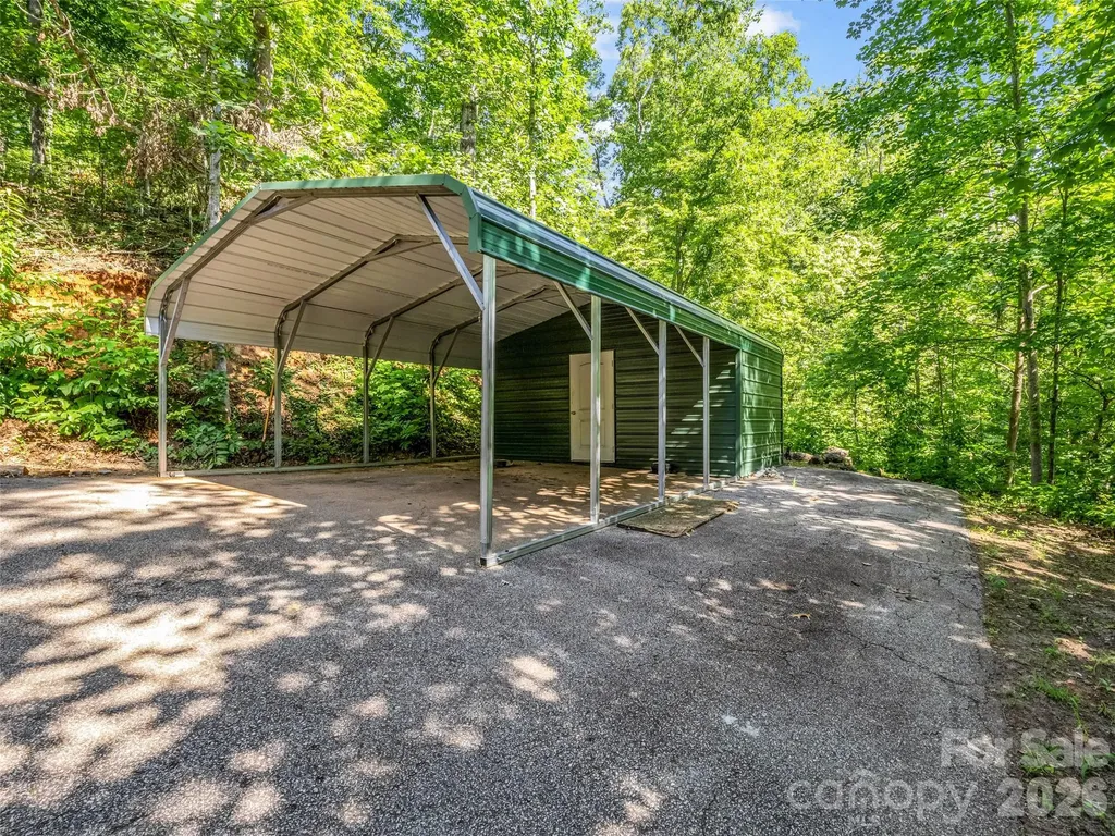771 Bishop Lane Mill Spring NC 28756