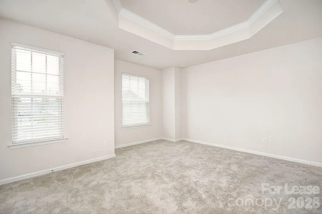 2704 Silverthorn Drive Charlotte NC 28273