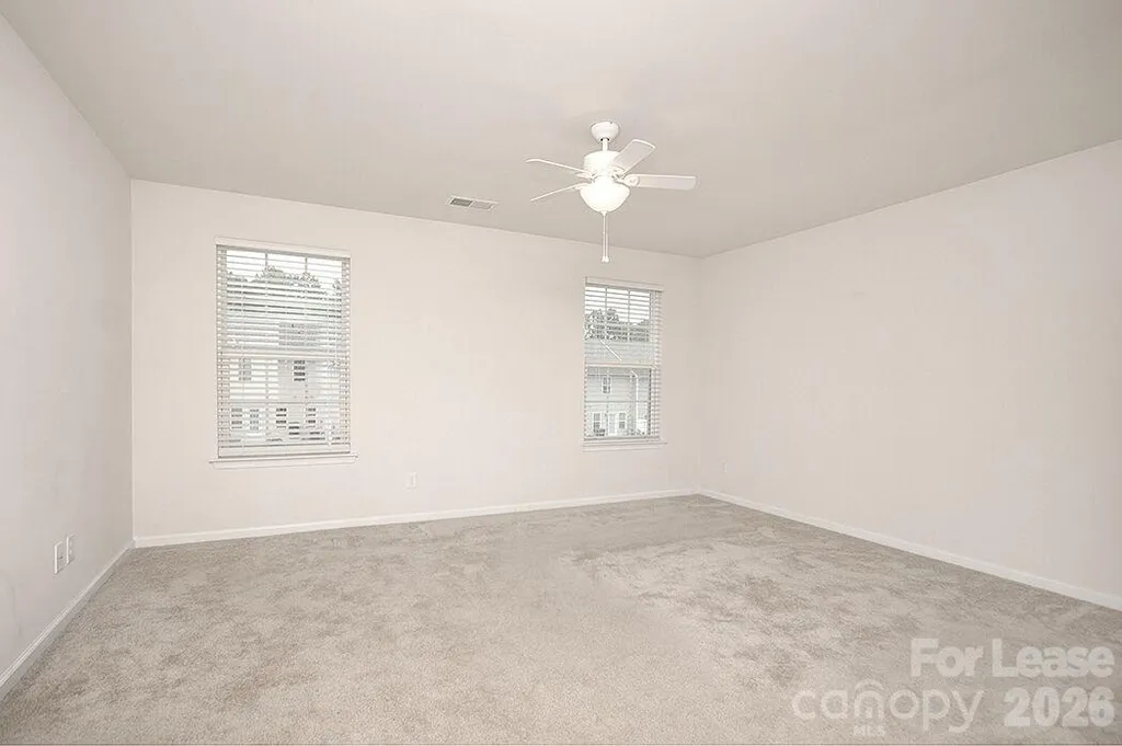2704 Silverthorn Drive Charlotte NC 28273