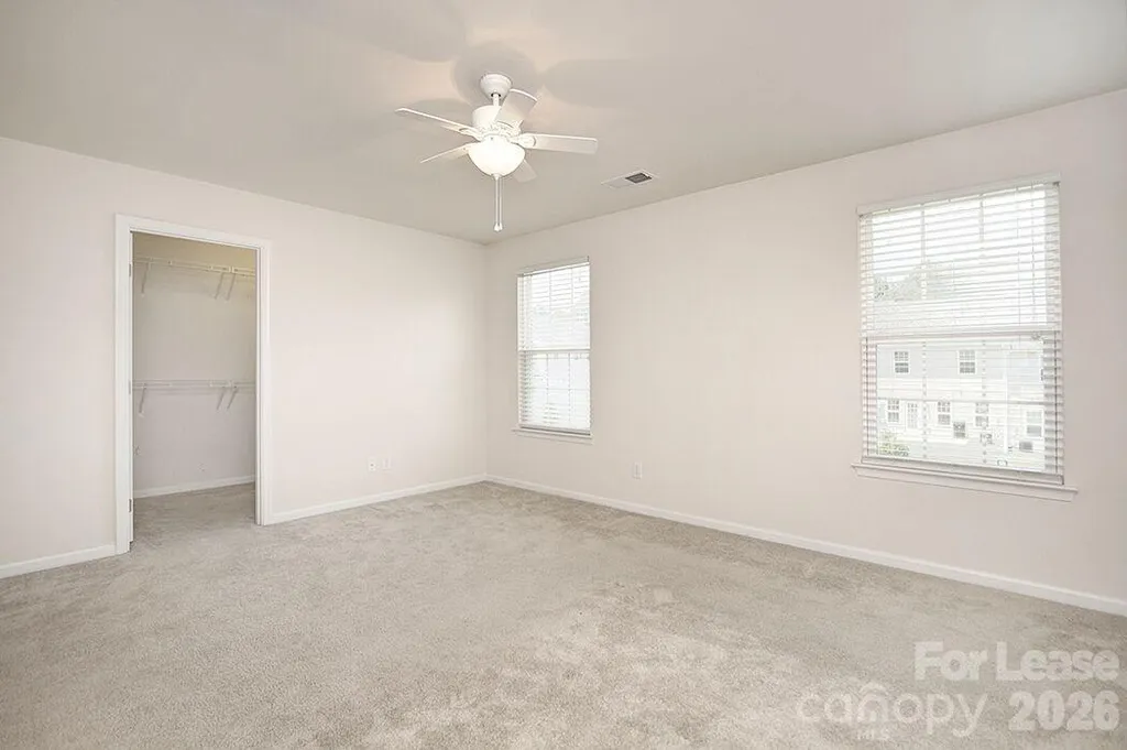 2704 Silverthorn Drive Charlotte NC 28273