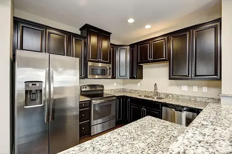 2704 Silverthorn Drive Charlotte NC 28273