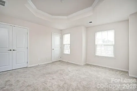 2704 Silverthorn Drive Charlotte NC 28273