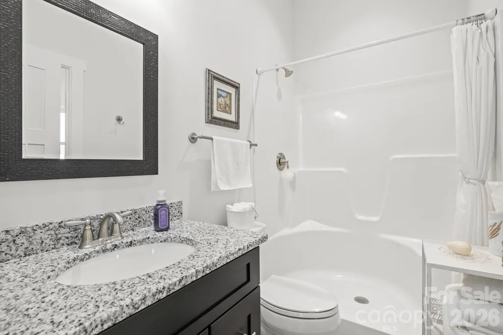 82 Summit Circle Hendersonville NC 28739