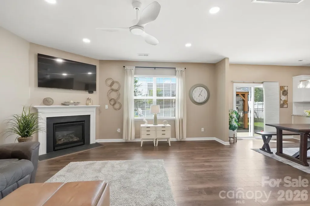 7572 Nolen Farm Drive Gastonia NC 28056
