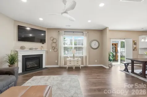 7572 Nolen Farm Drive Gastonia NC 28056