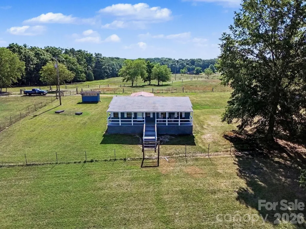 812 N Forest Hills School Road Marshville NC 28103