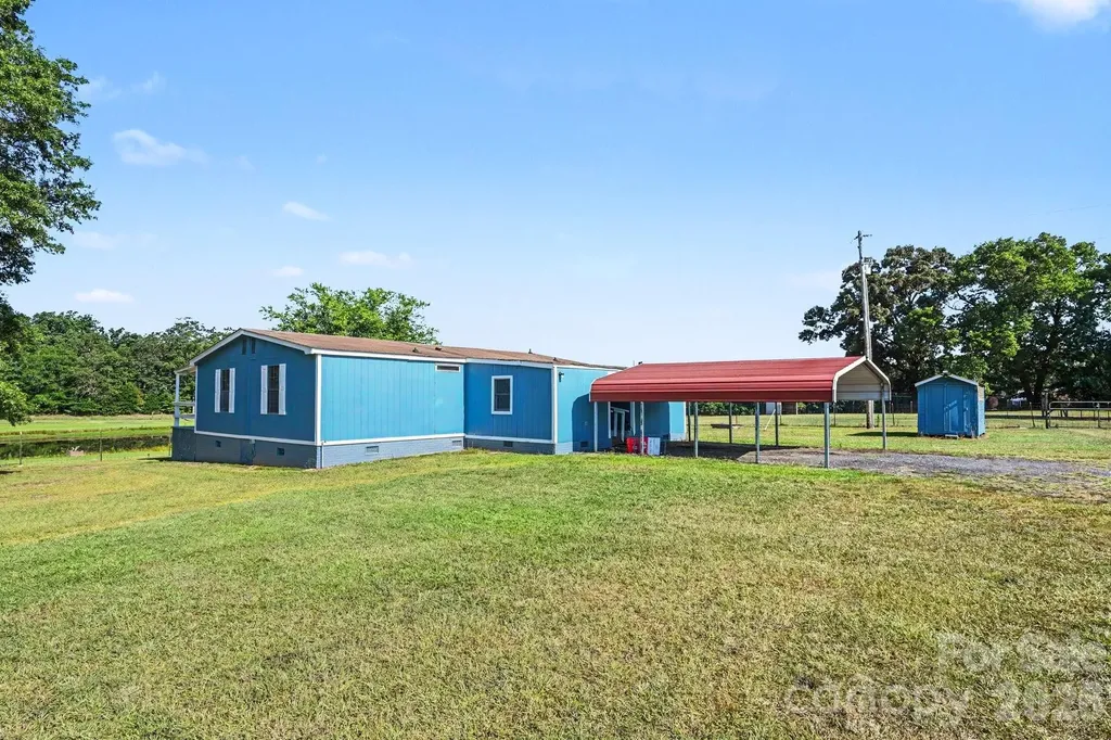812 N Forest Hills School Road Marshville NC 28103