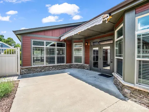 595 Summerfield Place Flat Rock NC 28731