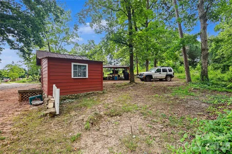 732 Woods Chapel Road Duncan SC 29334