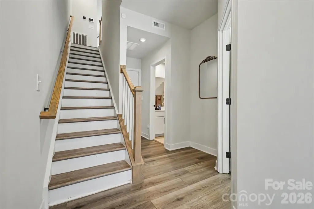 1018 Simcoe Lane Charlotte NC 28217