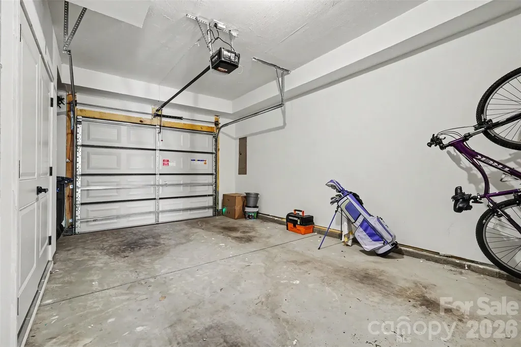 1018 Simcoe Lane Charlotte NC 28217