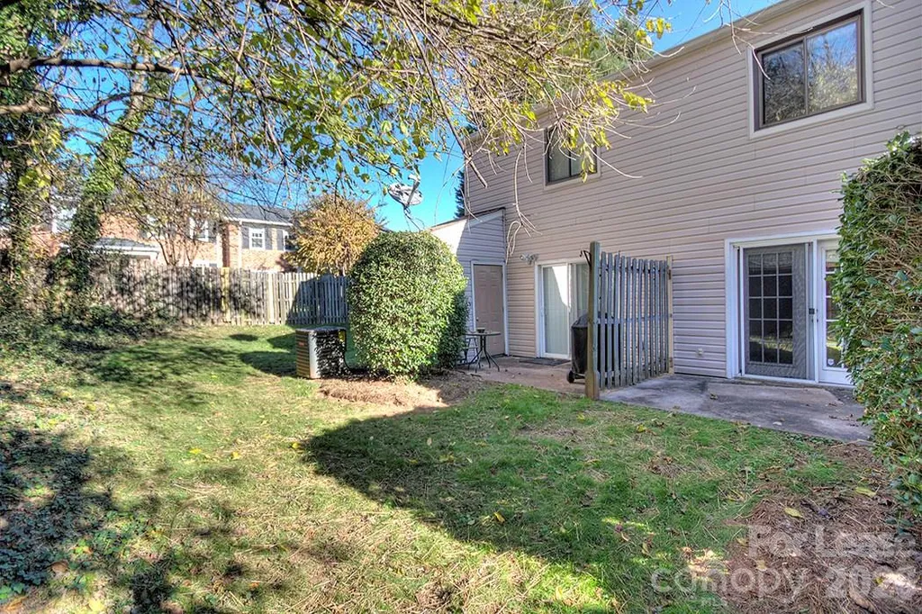 951 Hollywood Street Charlotte NC 28211