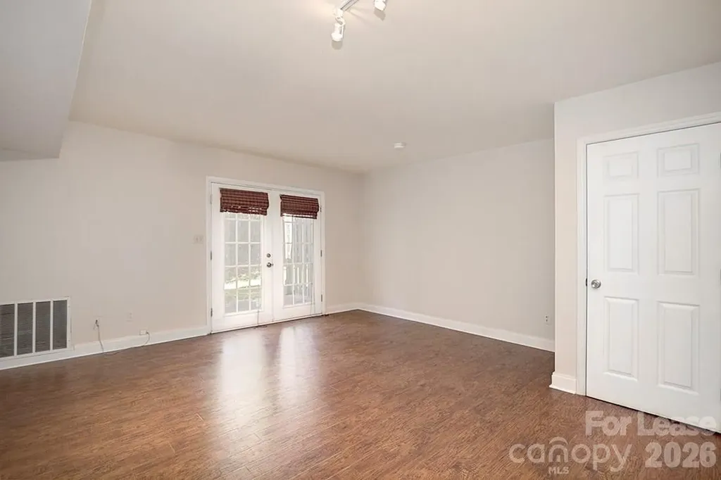 951 Hollywood Street Charlotte NC 28211