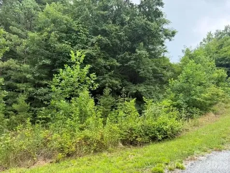 12 Silverstone Drive Hendersonville NC 28792