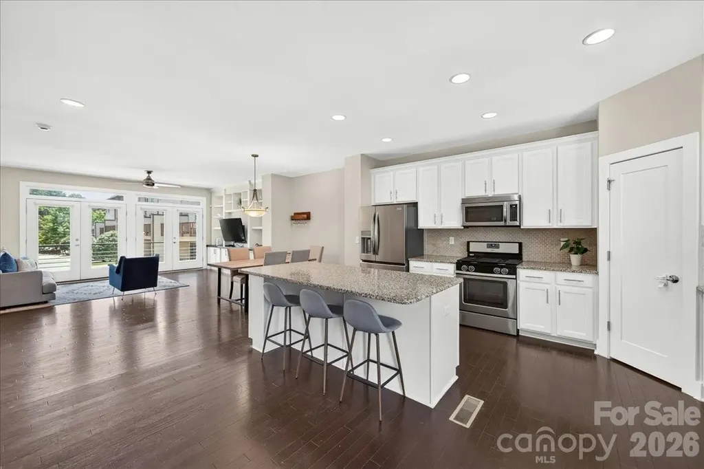 2115 Garabrandt Lane Charlotte NC 28204