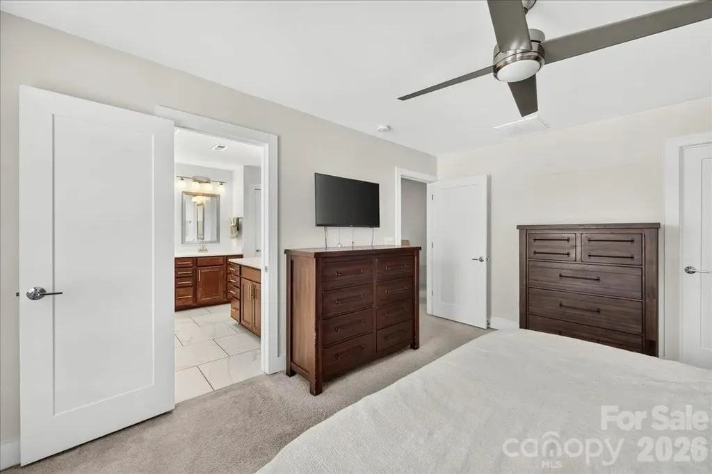 2115 Garabrandt Lane Charlotte NC 28204