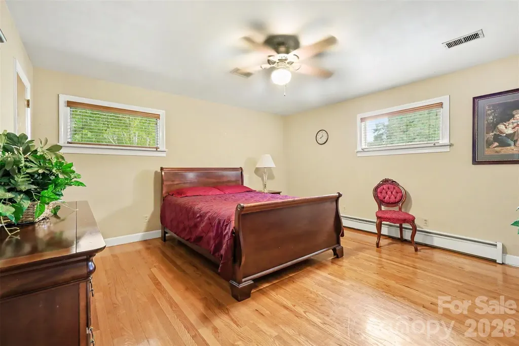 298 Enwood Drive Charlotte NC 28214