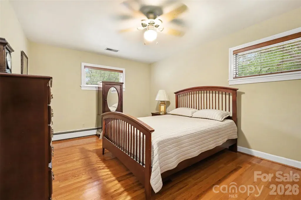 298 Enwood Drive Charlotte NC 28214