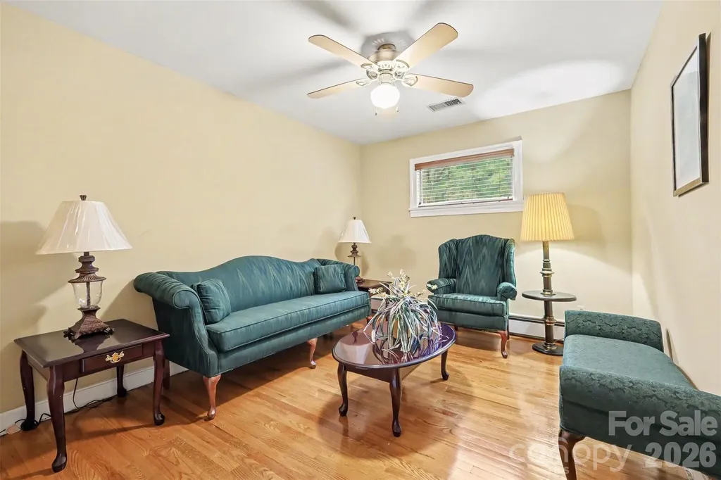 298 Enwood Drive Charlotte NC 28214