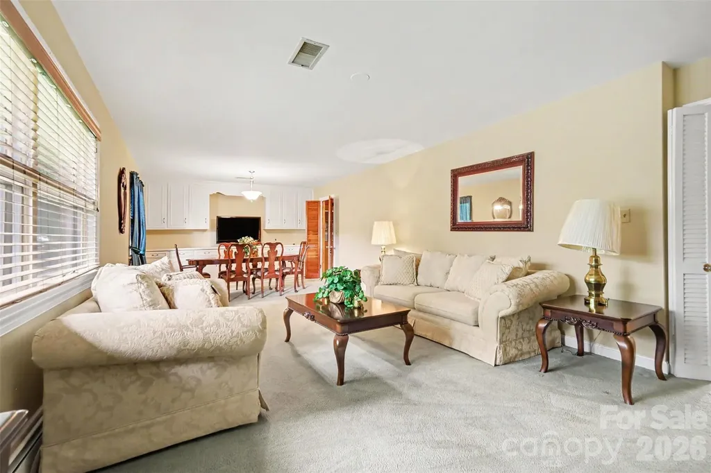298 Enwood Drive Charlotte NC 28214