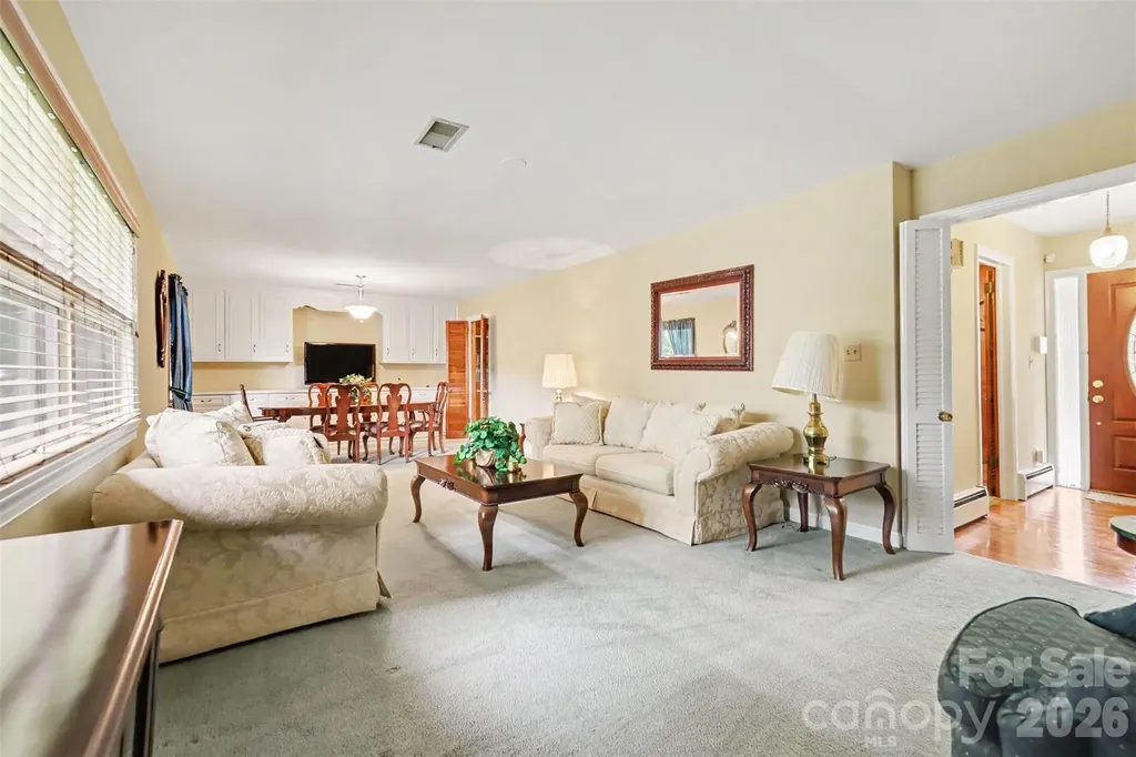 298 Enwood Drive Charlotte NC 28214
