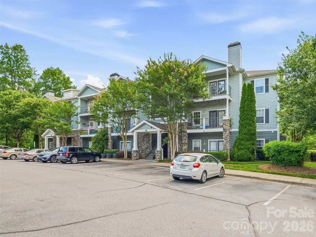 200 Vista Lake Drive Candler NC 28715