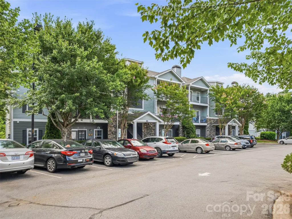 200 Vista Lake Drive Candler NC 28715