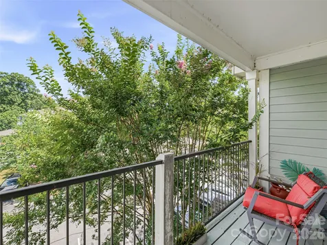 200 Vista Lake Drive Candler NC 28715