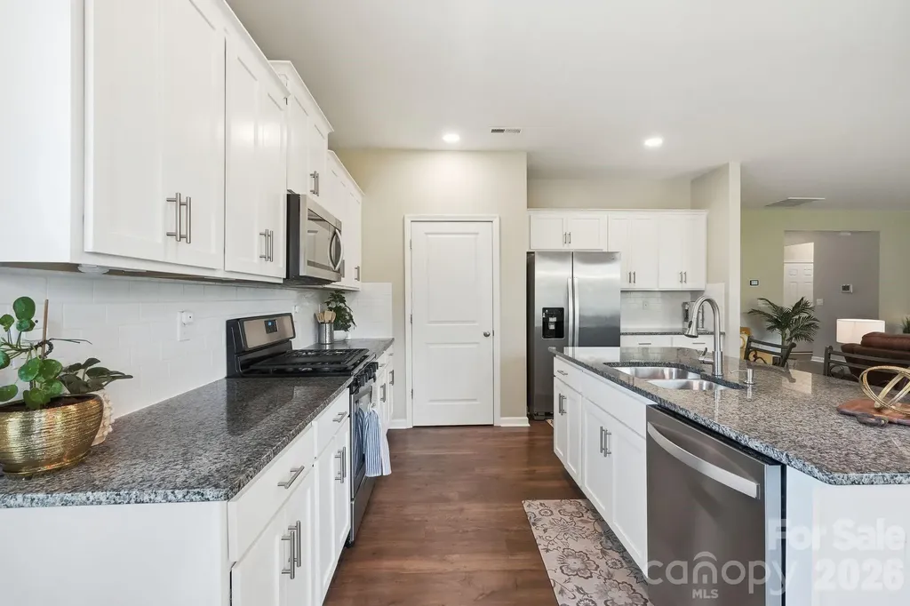 7735 Stonehouse Drive Gastonia NC 28056