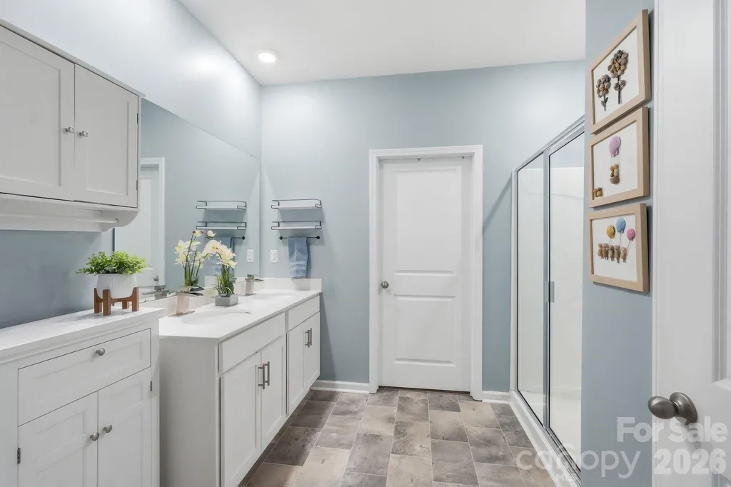 7735 Stonehouse Drive Gastonia NC 28056