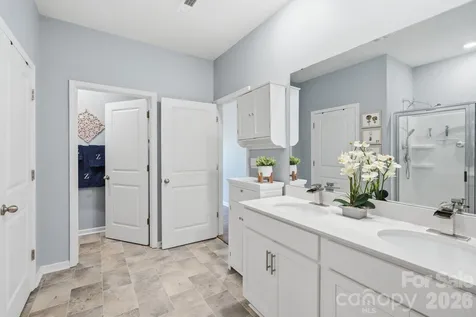 7735 Stonehouse Drive Gastonia NC 28056