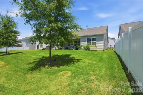 7735 Stonehouse Drive Gastonia NC 28056