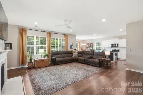 7735 Stonehouse Drive Gastonia NC 28056