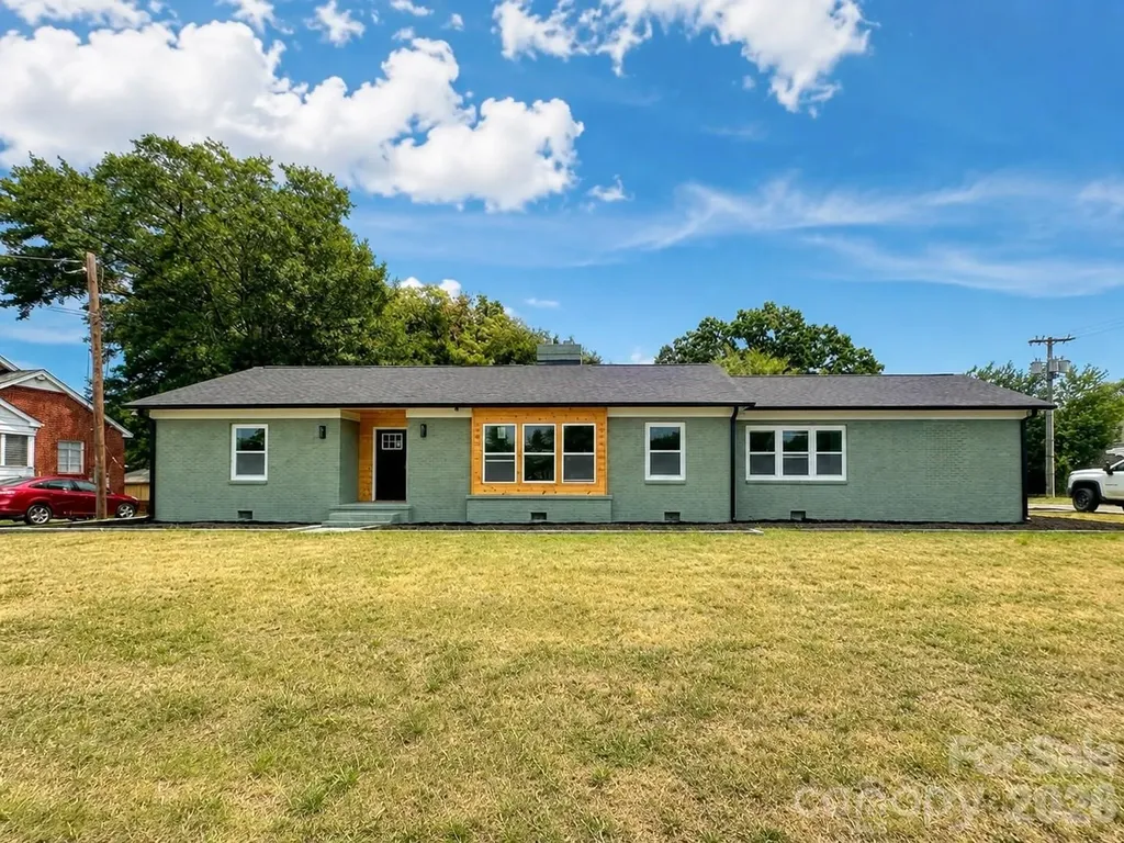 204 N Myrtle School Road Gastonia NC 28052