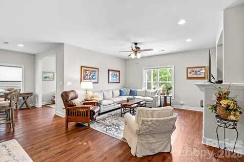 828 Wisteria Way Salisbury NC 28146