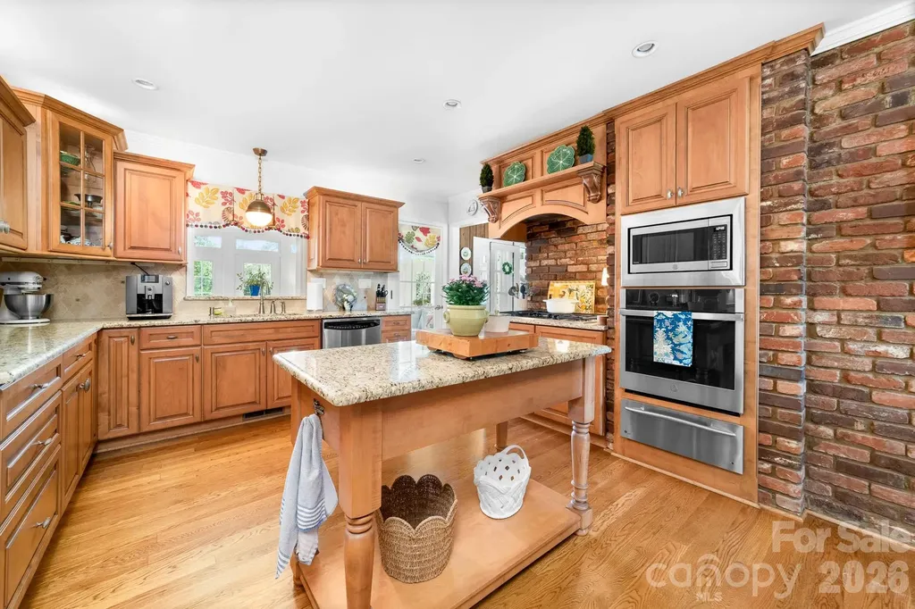 3115 Oakmont Road Statesville NC 28625