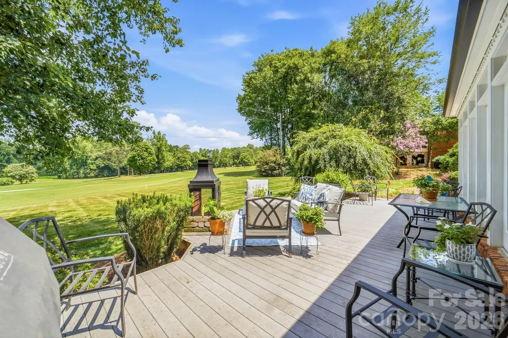 3115 Oakmont Road Statesville NC 28625