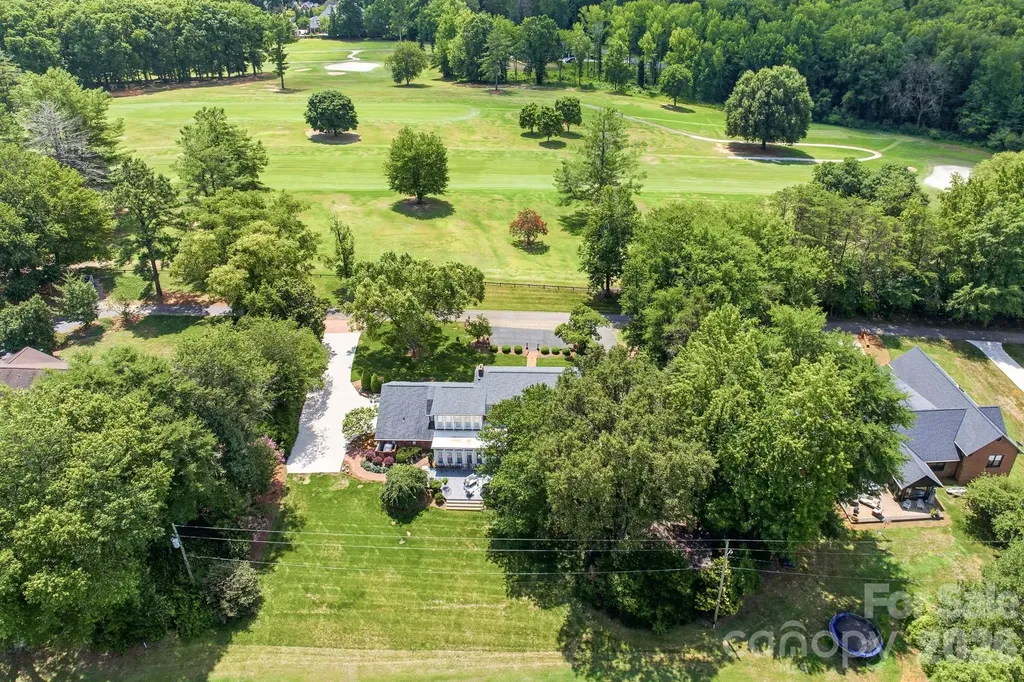 3115 Oakmont Road Statesville NC 28625